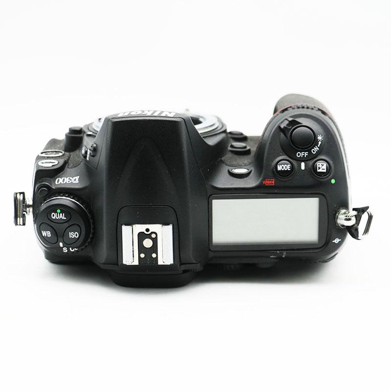 ニコン D300 AF-S DX 18-200G レンズキット 中古 ニコン Nikon D300 AF-S DX VR18-200G レンズキット 中古並品