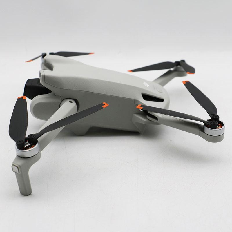 美品 DJI MINI3 FLY MORE COMBO PLUS モデル：MT3PD 技適マーク有り 元箱ありの画像