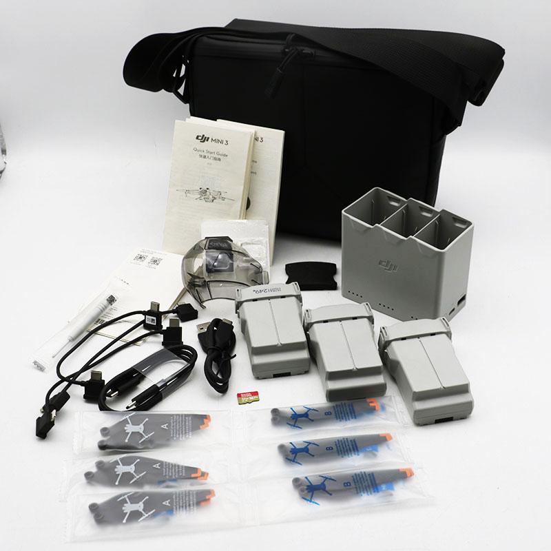 美品 DJI MINI3 FLY MORE COMBO PLUS モデル：MT3PD 技適マーク有り 元箱ありの画像