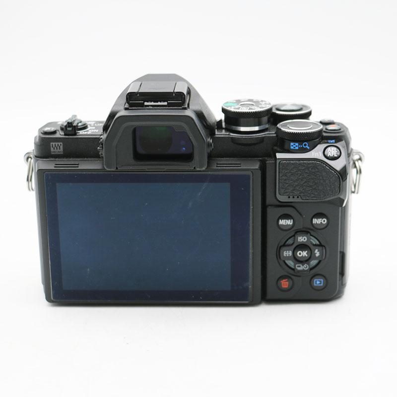 オリンパス 美品 OLYMPUS OM-D E-M10 markIII ダブルズーム