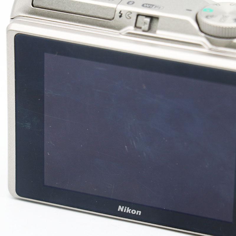 ニコン（Nikon） クールピクス COOLPIX A900 シルバー コンパクト