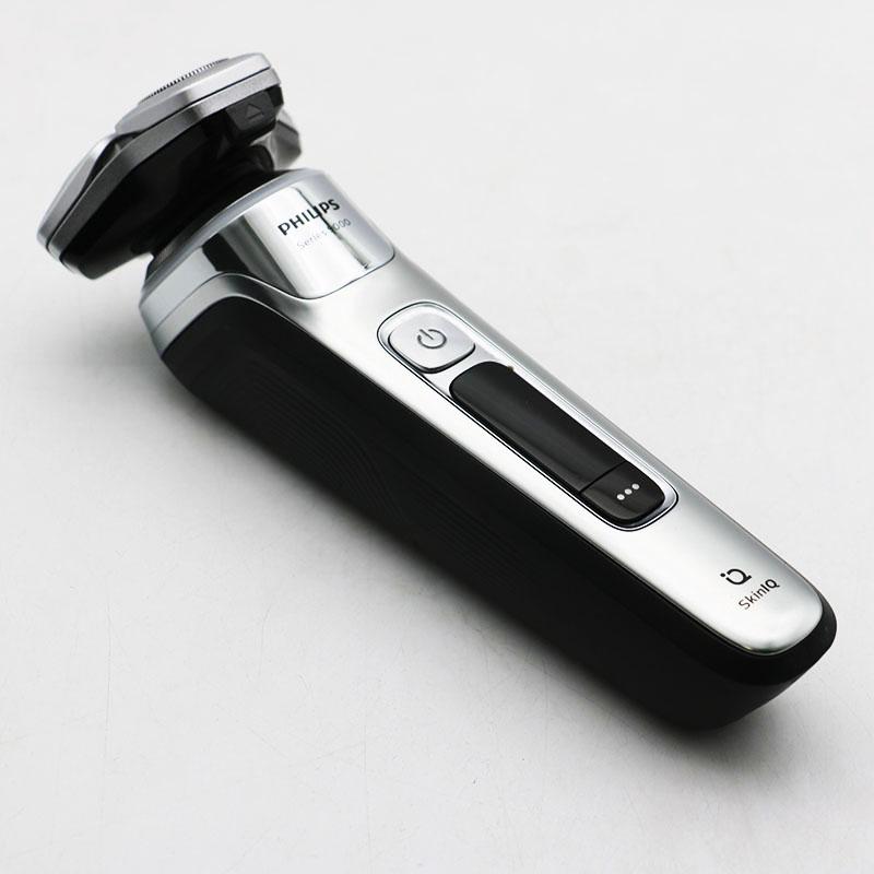 Philips Shaver series 9000 S9985 展示品未使用 Philips（フィリップス） Shaver series 9000 モデル：S9985 ウェット