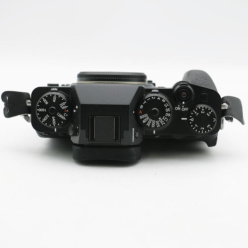FUJIFILM 美品 富士フィルム X-T4 ボディ ブラック シャッター FUJIFILM 美品 富士フィルム X-T4 ボディ ブラック シャッター