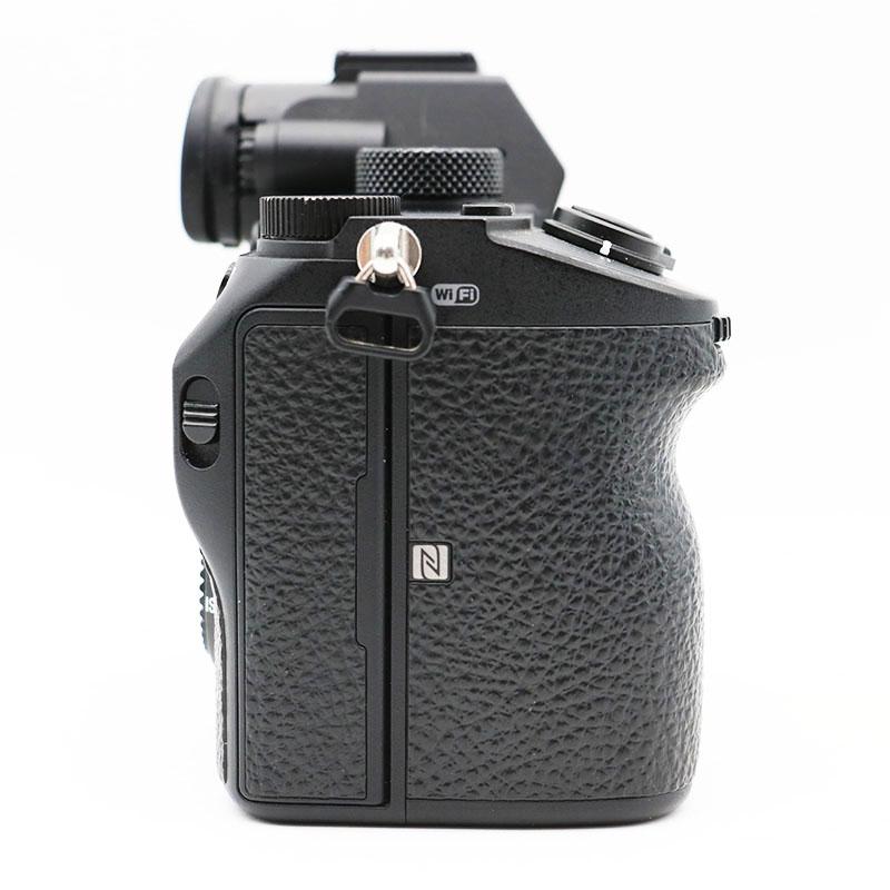ソニーα7Ⅲ ボディー（シャッター回数6986） SONY（ソニー） α7 III ILCE-7M3 ボディ ブラック デジタル一眼カメラ