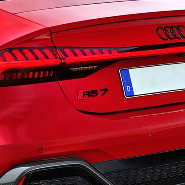 Audi（アウディ） 本国純正 リア エンブレム ブラック RS7 4K