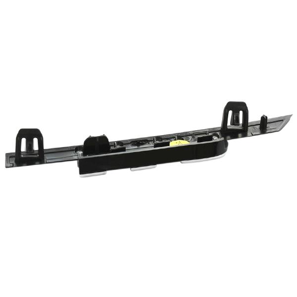 VW純正 GTIロゴ フロント エンブレム 5H0853679MKRR フォルクスワーゲン ゴルフ8 CD 2021- | フォルクスワーゲン | 02