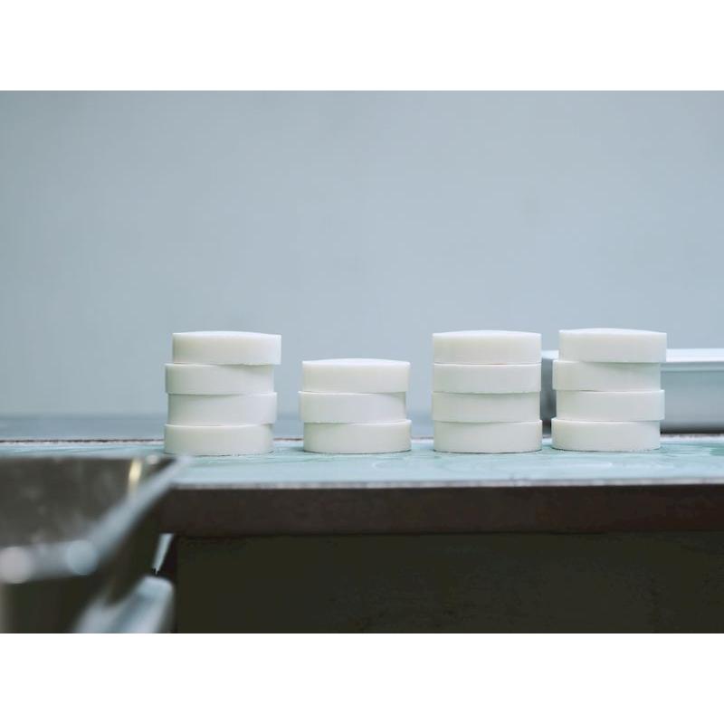 equals イコールズ バランシング フェイス ソープ セラミド配合 3種類セット |  | 09