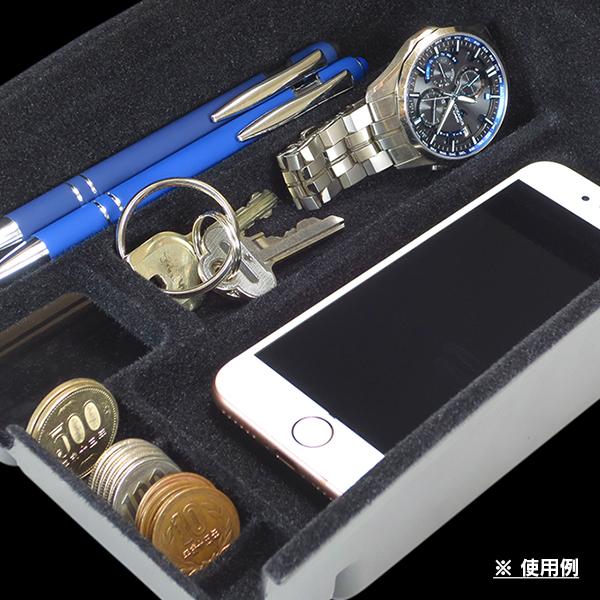 日産 エクストレイル NT32/T32 2013-2022 R.A.C 車種専用センターコンソールトレイ Qi(チー)機能付き | 日産 | 06