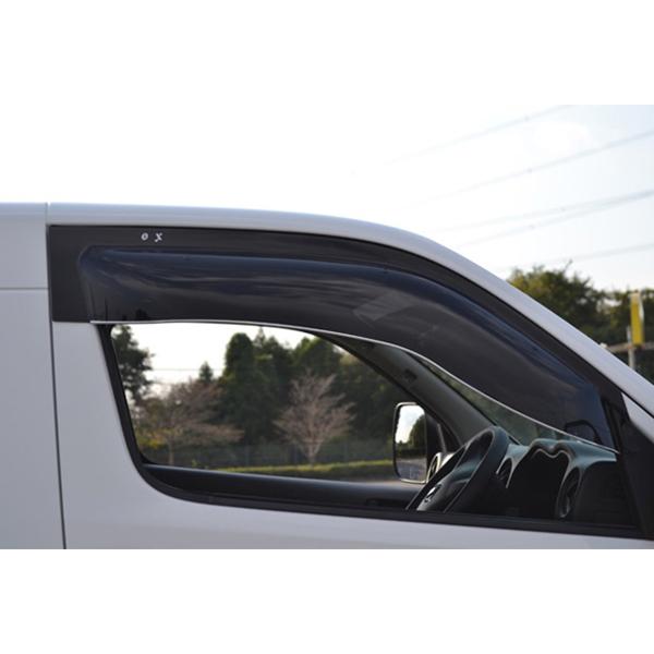 ニッサン NV350キャラバン E26 前期用 電動格納ミラー車専用 オックスバイザー ブラッキーテン フロント用 | 日産 | 05