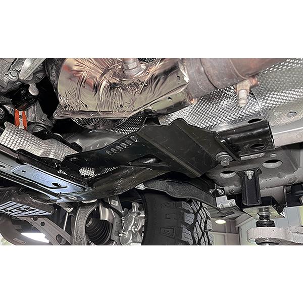 iiD モーションコントロールビーム ランドローバー ディフェンダー 90/110 ガソリン車専用 L5081 | ランドローバー