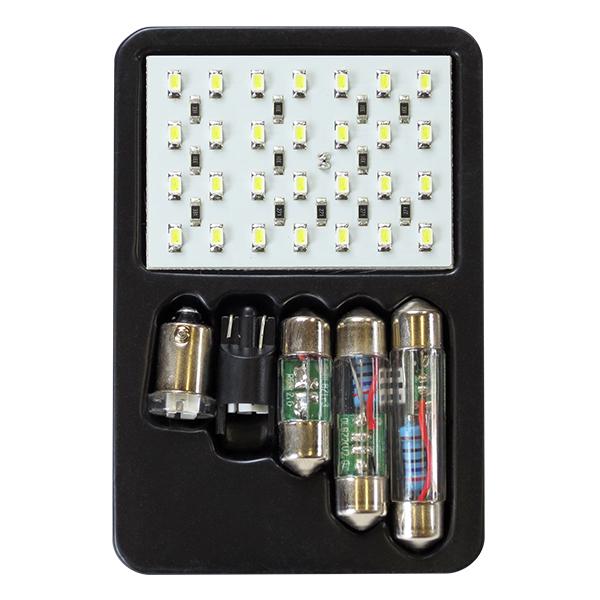 R.A.C 汎用 LEDルームランプ 28LEDタイプ 12V車用 5種類のソケット付き ホワイト発光 |  | 01