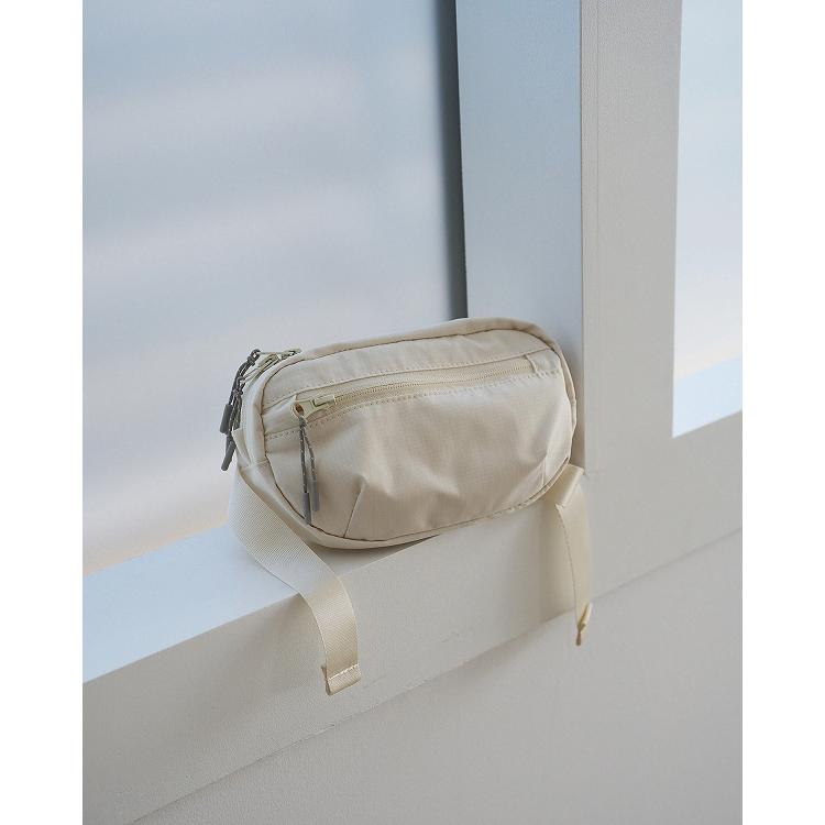 【新品未使用】anuke Mini Waist Bag アイボリー anuke（アンヌーク） 【SOLD OUT】anuke Mini Waist Bag 62611008 26SS