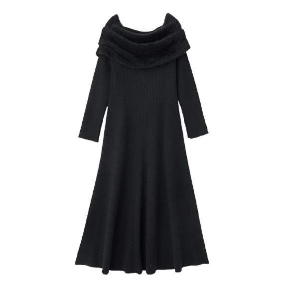 最安値COCODEAL ニットワンピース COCODEAL (ココディール）フェザーオフショルAラインニットワンピース