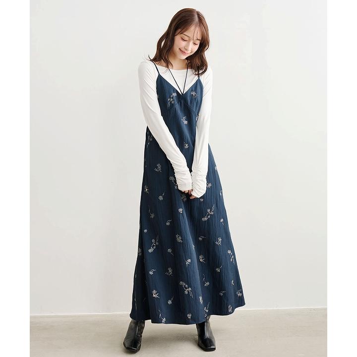 新品タグ付き♡ココディール　ワンピース ココディール（COCO DEAL） 予約商品/COCODEAL フラワー刺繍キャミ