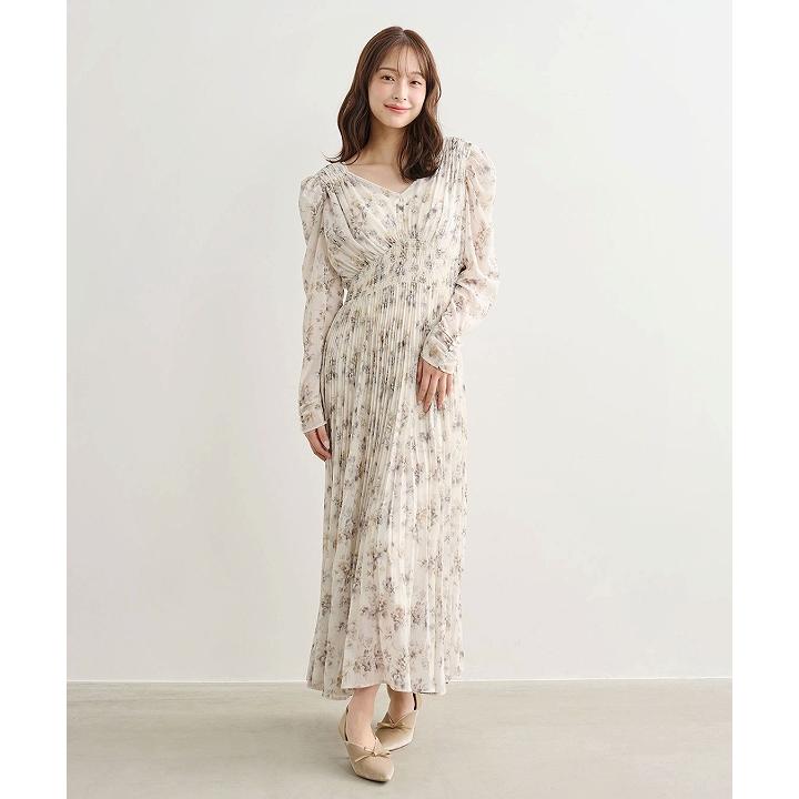 【新品】ココディール　フラワープリントプリーツワンピース ココディール（COCO DEAL） ＼10%OFF 5/19(火)朝10時まで／即日発送