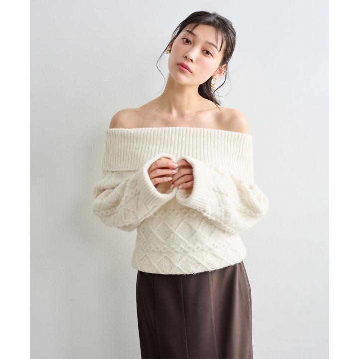 LILLIAN CARAT新品　色違いホワイトオフショルニットリリアンカラット LILLIAN CARAT新品 色違いホワイトオフショルニットリリアンカラット
