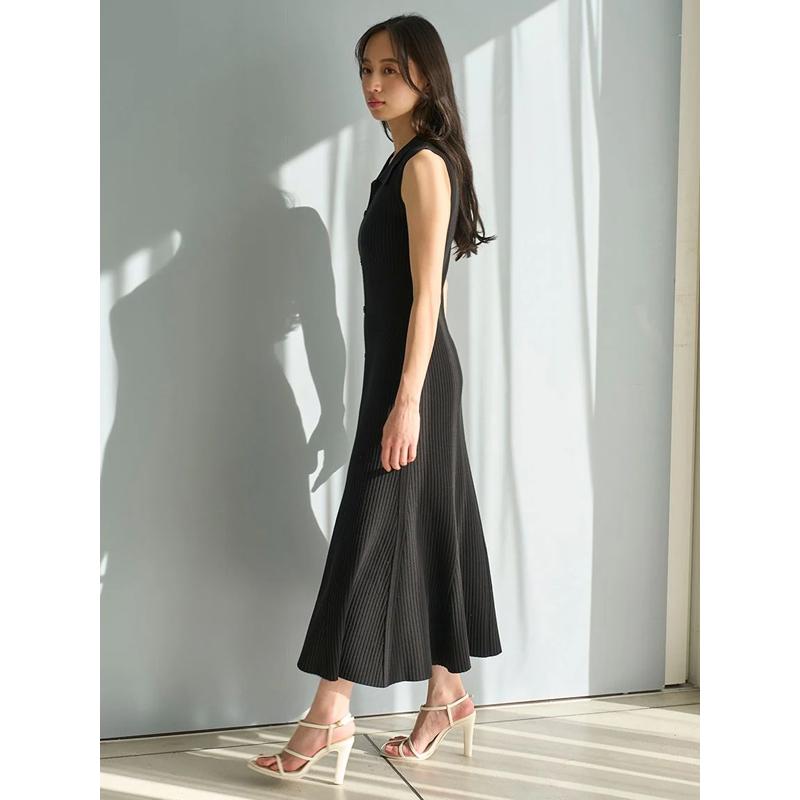 未着用】2025年度新作フロントボタンニットワンピース