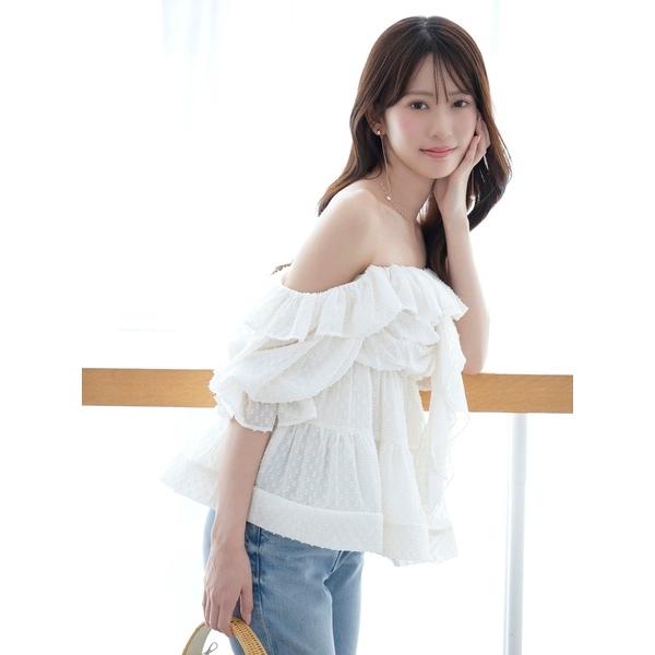 ＼期間限定10%OFF／即日発送/SNIDEL スナイデル  オフショルボリュームフリルブラウス SWFB262017  2026春夏の画像