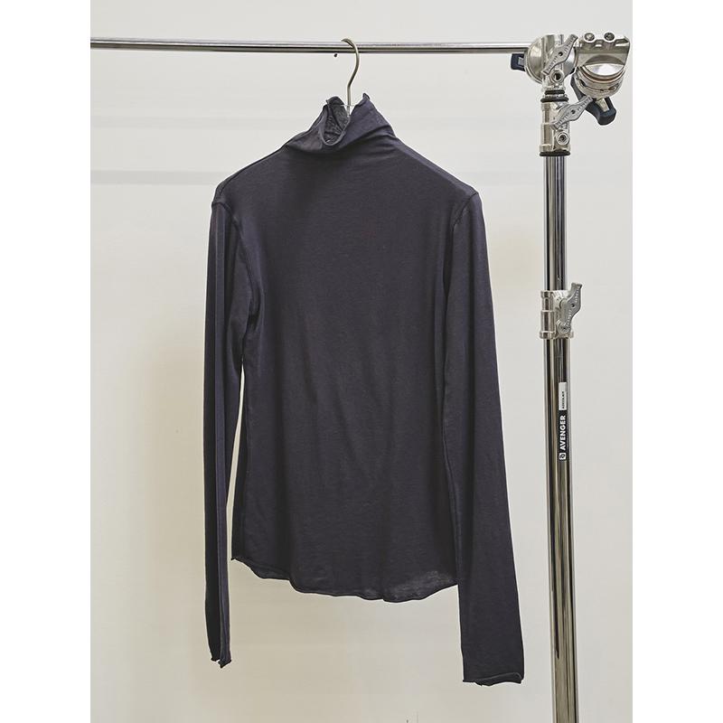 未使用に近い　todayful   フロッキータートルトップス　定価11000 TODAYFUL（トゥデイフル）の「【TODAYFUL(トゥデイフル)】フロッキー