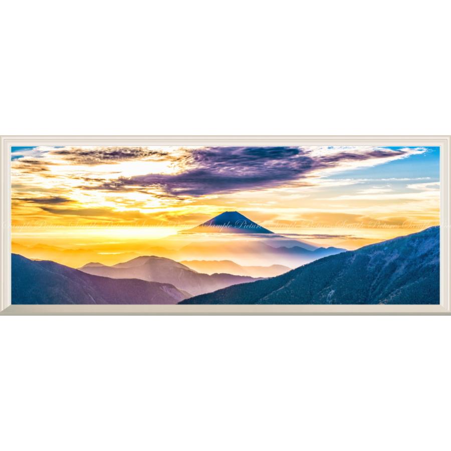 絵画風 壁紙ポスター 窓の景色 神々しい黄金富士 朝焼けの富士山 小河内岳からの絶景 神秘的 扉なし窓仕様 Fjs 105np1 パノラマ版 1440mm 576mm Fjs 105np1 レアルインターショップ 通販 Yahoo ショッピング