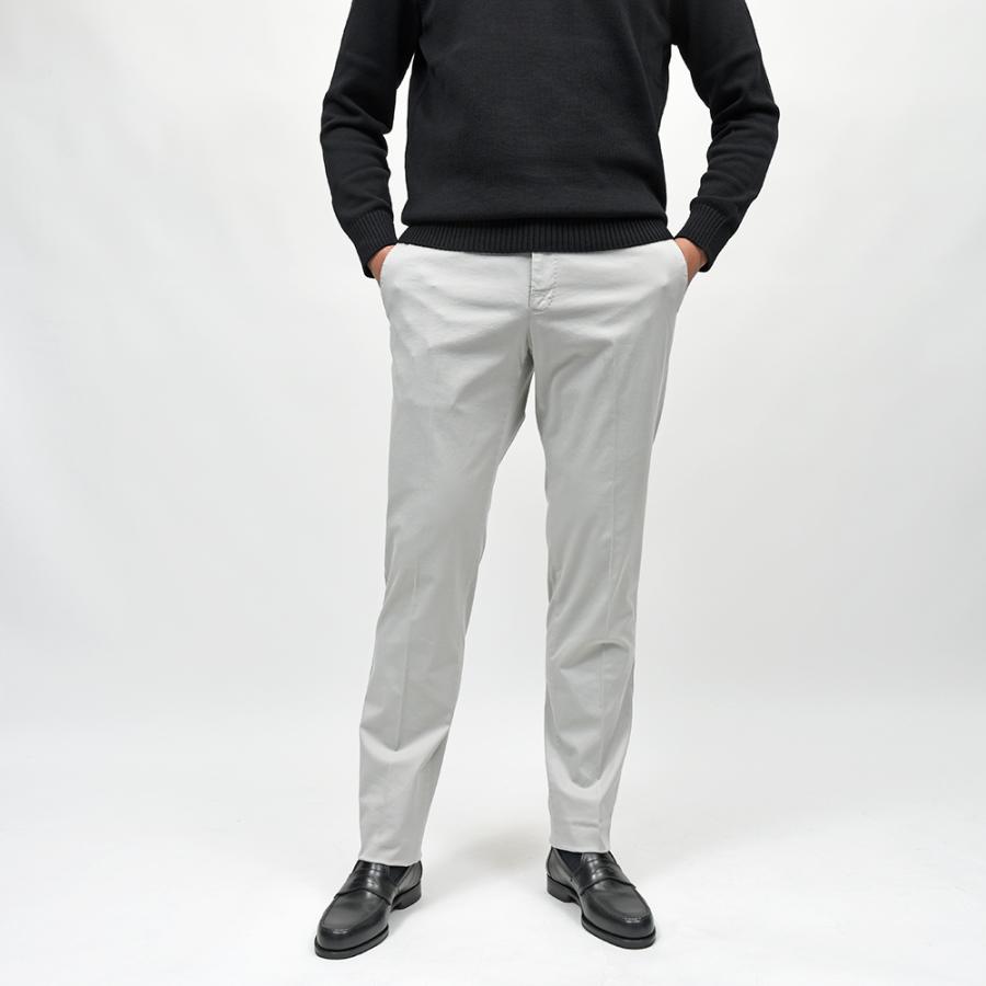 PT TORINO（ピーティートリノ）コットンストレッチ ギャバジン ノープリーツパンツ SLIM FIT/PU42の画像