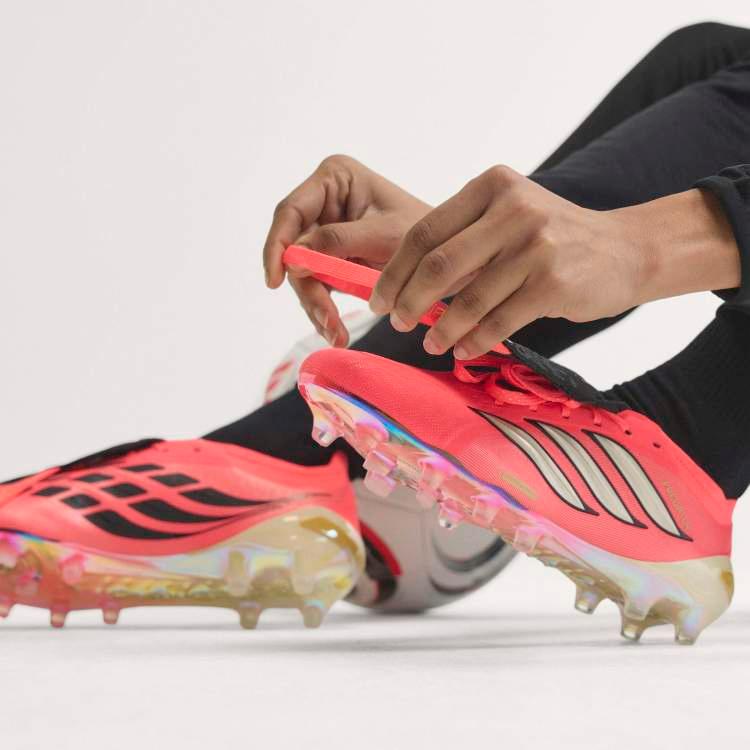 アディダス　サッカースパイク プレデター　SG サッカー adidas（アディダス） プレデター ELITE FT AG ソーラーターボ HP9971