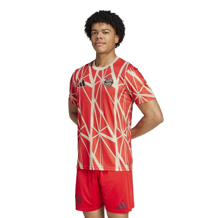 adidas（アディダス） 24/25 バイエルン ミュンヘン プレマッチシャツ