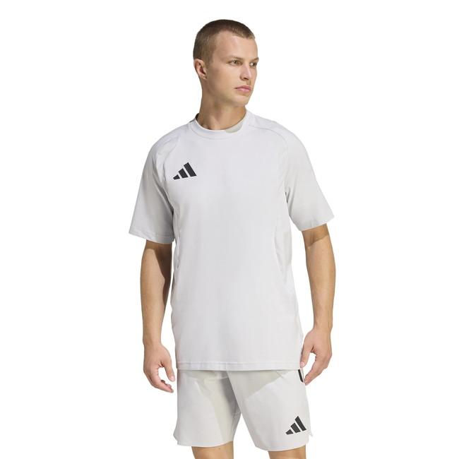 adidas（アディダス） TIROトラベル Tシャツ チームライトグレー jvb33