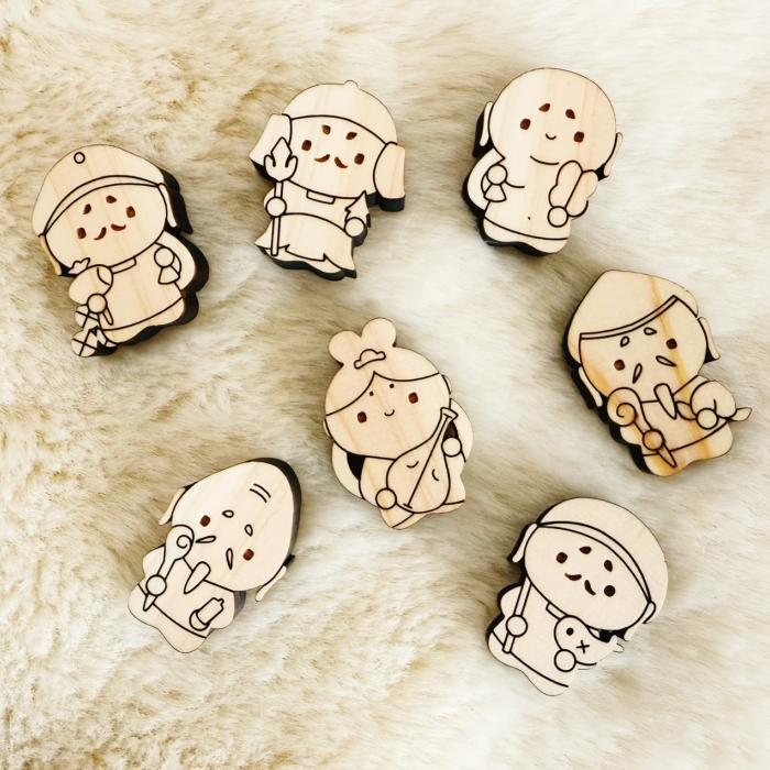 【国産紀州熊野ひのき】ちょこっと七福神　　正月 飾り 木製 置物 可愛 縁起 インテリア プレゼント ギフト 恵比寿 大黒天 毘沙門天 弁財天 福禄寿 寿老人 布袋 |  | 04