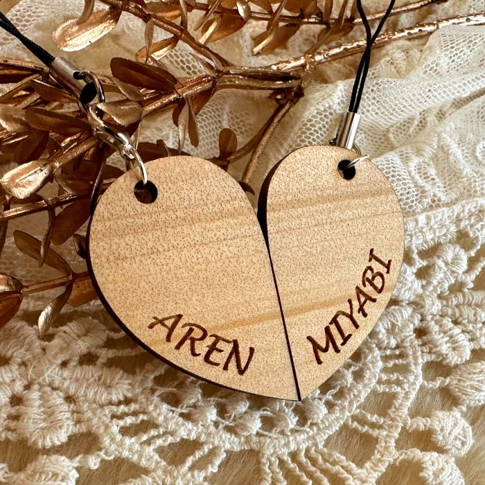 木目で繋がる ペアストラップ*ハート 敬老の日 結婚記念 結婚祝い 木婚