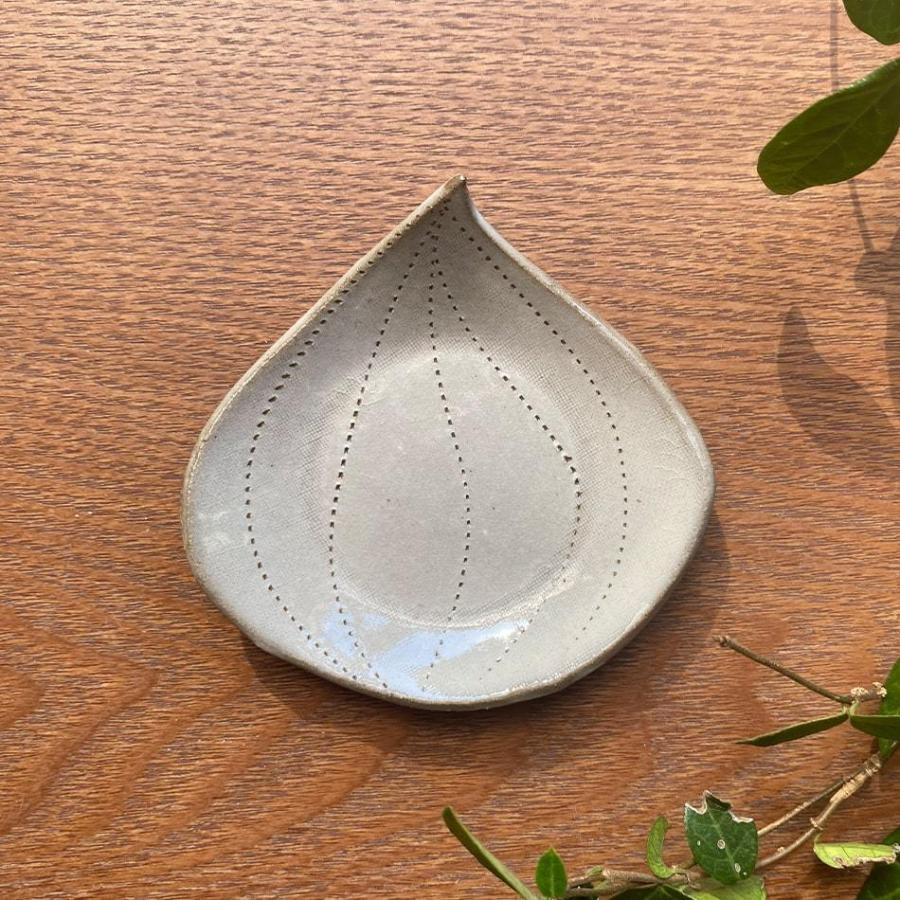 小石原焼★陶器 陶芸作品 作家 和食器 約20cm① 小石原焼 小石原焼き まめ皿 圭秀窯 陶器 玉ねぎ 蓮根 リーフ