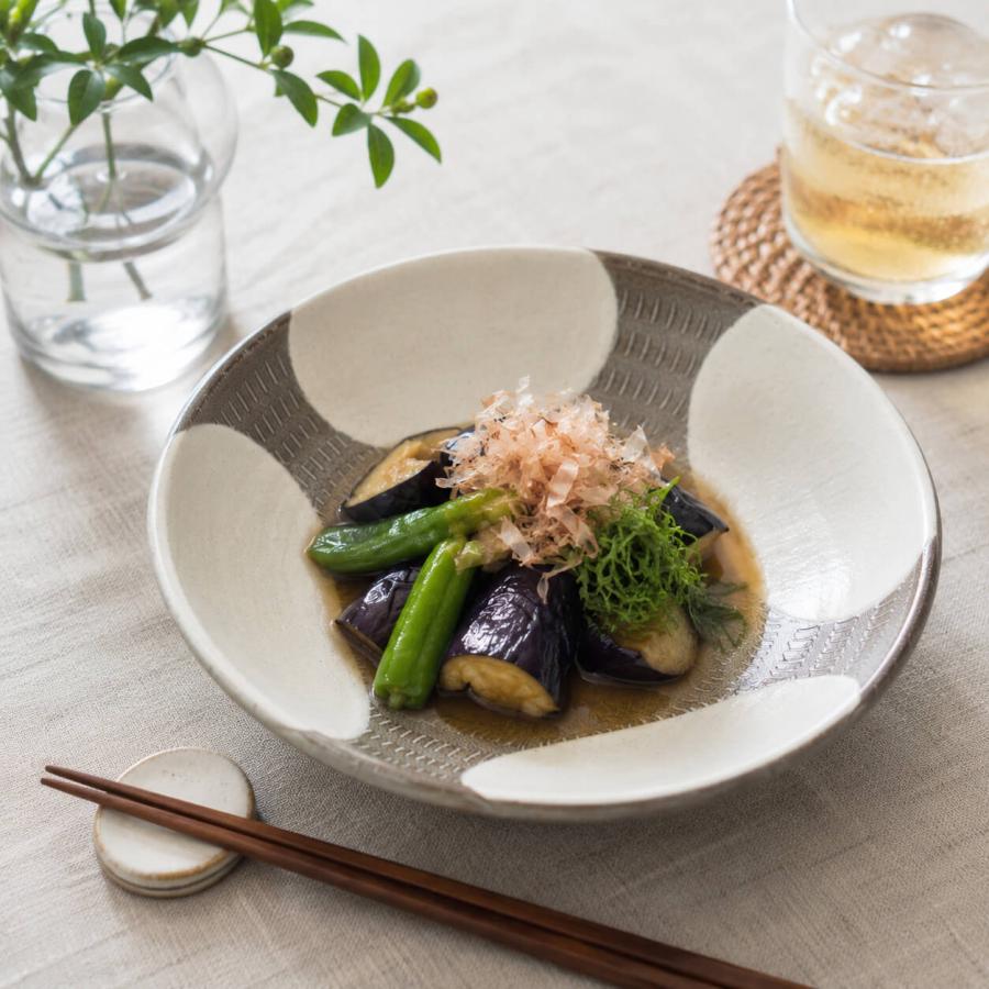 小石原焼 翁明窯元 飛び鉋（とびかんな） 白丸紋 浅鉢 和食器 かわいい