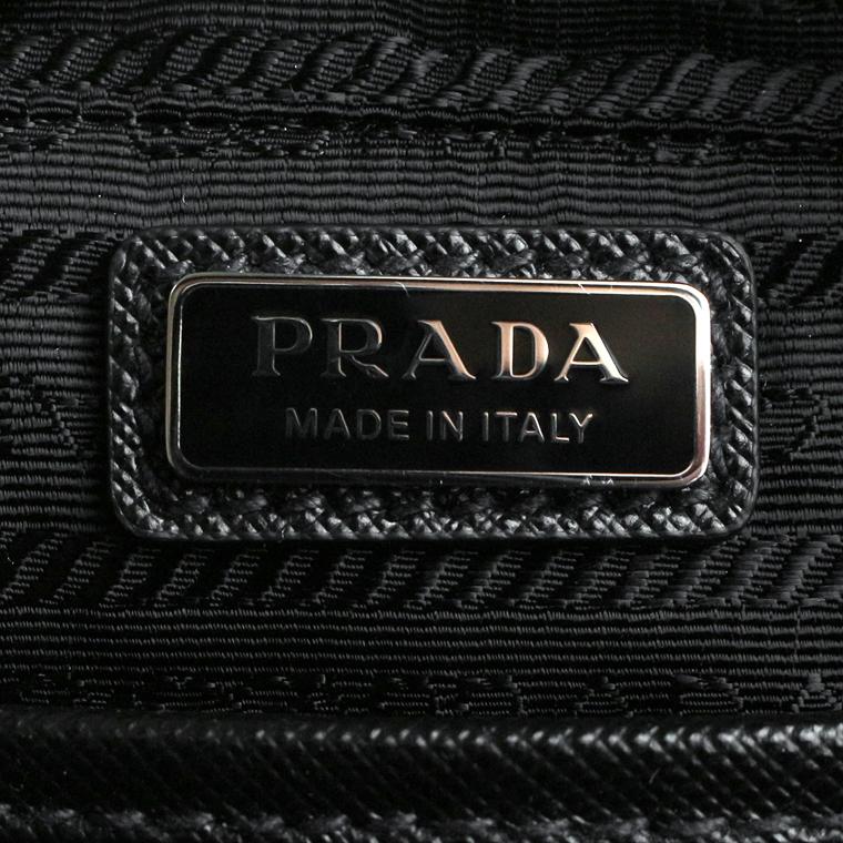 PRADA PRADA/プラダ ブリック Re-Nylon トライアングルロゴ