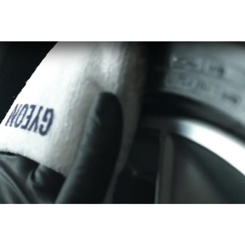 ジーオン GYEON タイヤエクスプレス 水性のタイヤワックス 洗車 車 水性 タイヤワックス タイヤ ワックス 保護剤 施工性抜群 美しい