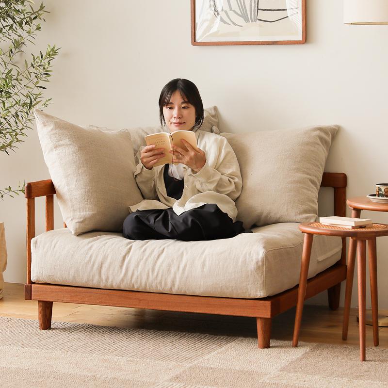 リセノ　あぐらソファ　1.5人掛け　ビンテージレッド　定価133.000 リセノ あぐらソファ 1.5人掛け ビンテージレッド 定価133.000