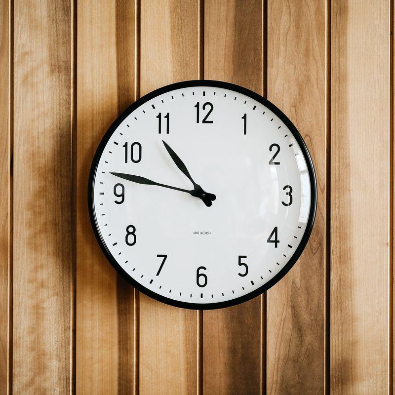 掛け時計 アルネ ヤコブセン STATION WALL CLOCK 29cm 北欧