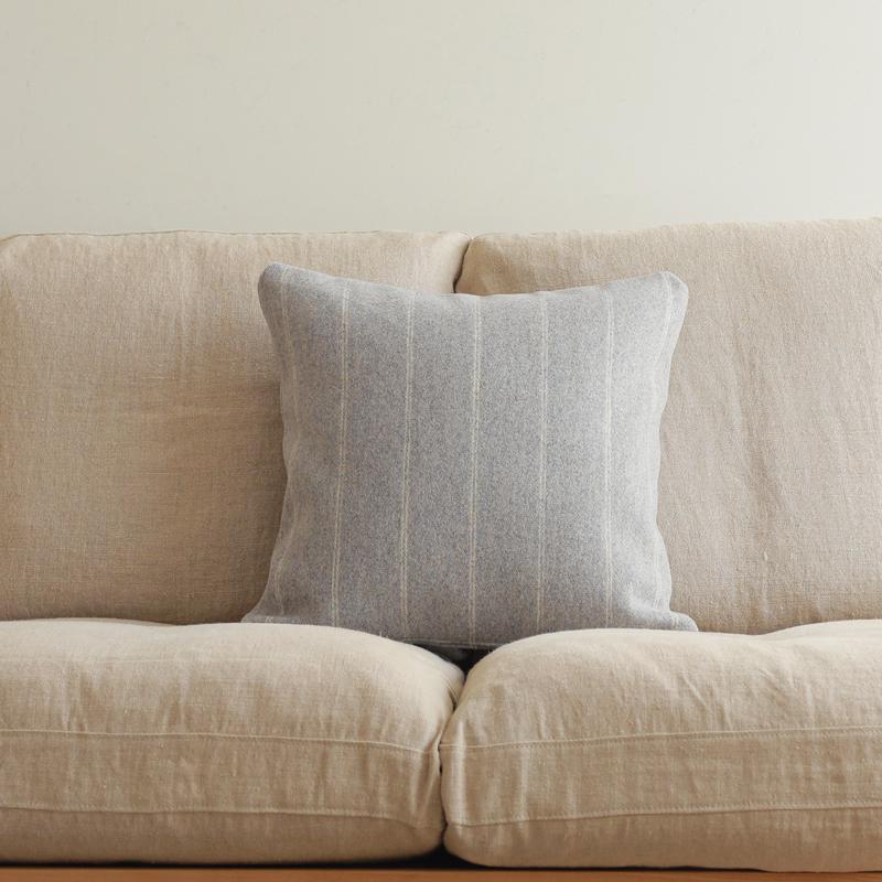 クッションカバー Gray Stripe 45×45 ウール生地 グレーストライプ