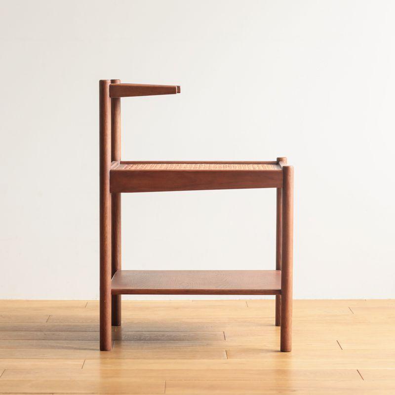 可動式ベッドサイドテーブル　木製＆ラタン　ダークブラウン 可動式ベッドサイドテーブル 木製＆ラタン ダークブラウン