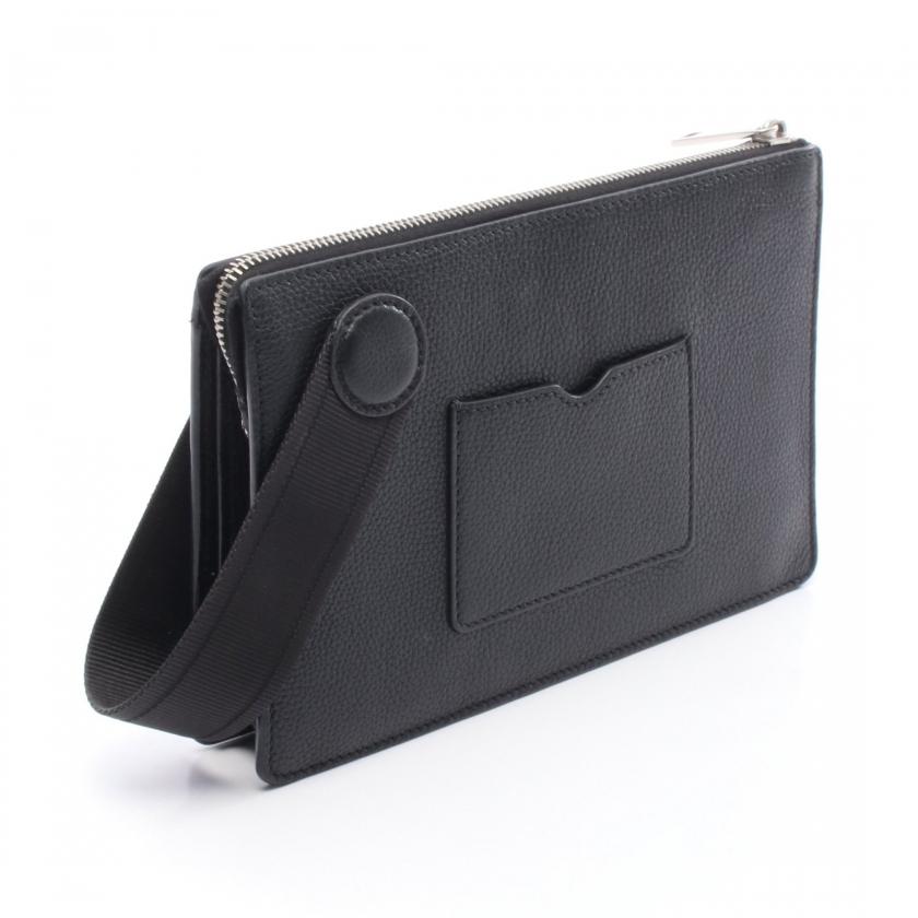 FENDI ブラック クラッチバッグ 保存袋付き FENDI（フェンディ