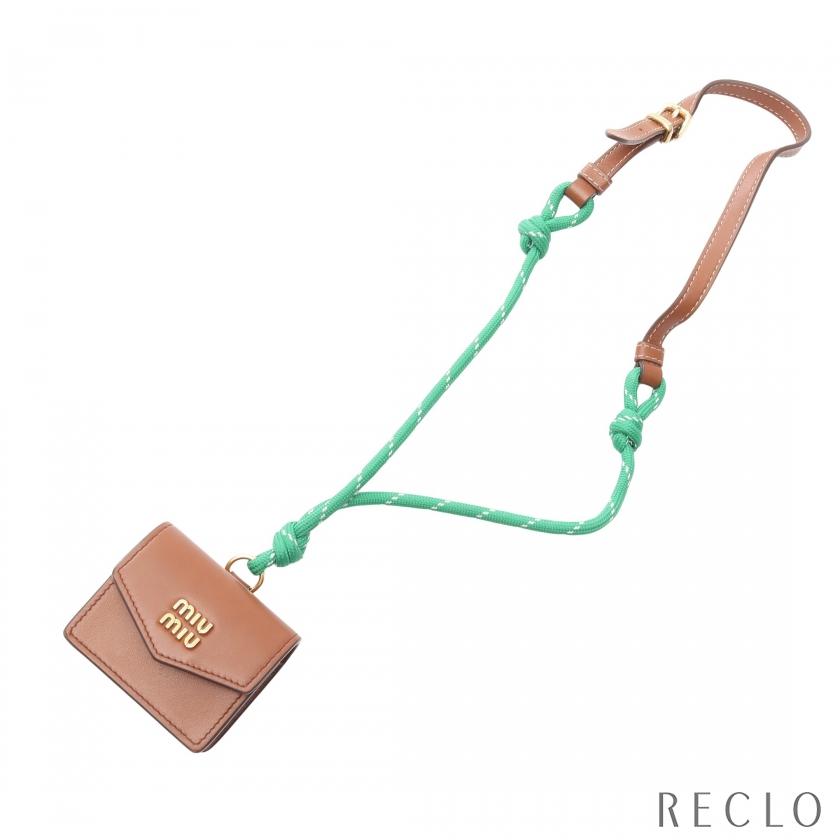 miu ミュウミュウ トリック バッグチャーム レザー コード ブラウン