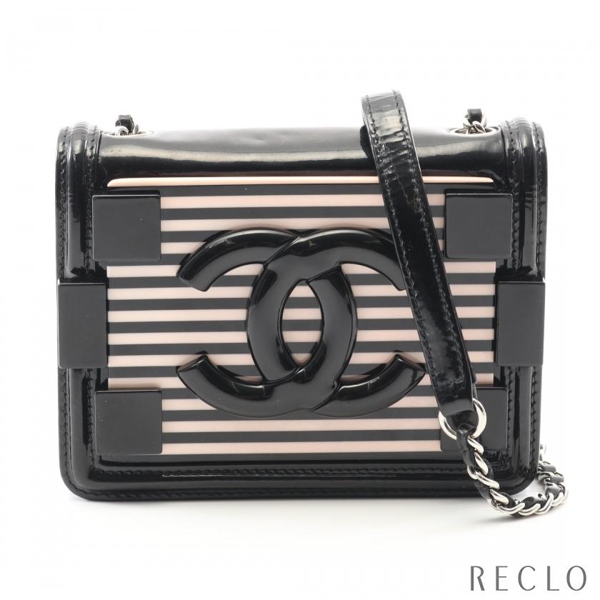シャネル クラッチバッグエナメルレザーレアVERYココマークキューブ シャネル クラッチバッグエナメルレザーレアVERYココマークキューブ