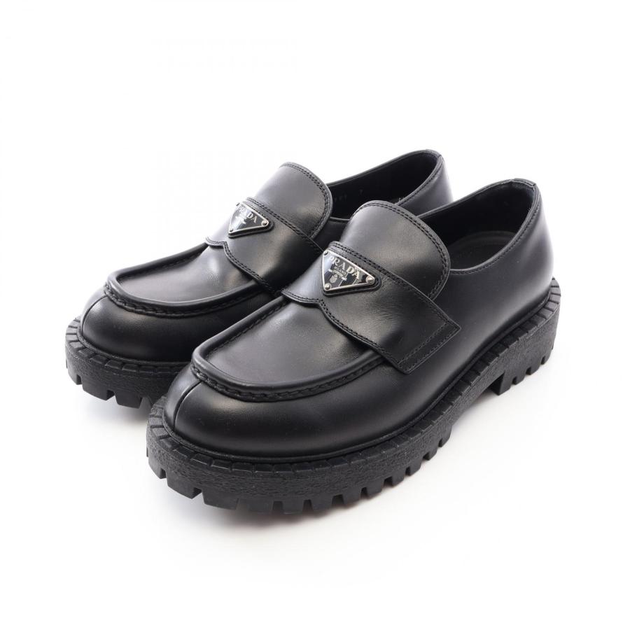 プラダ PRADA 三角プレート ローファー 靴 レザー メンズ ブラック系 2DE151 【中古】 PRADA（プラダ） 三角プレート ローファー 靴 レザー ブラック系