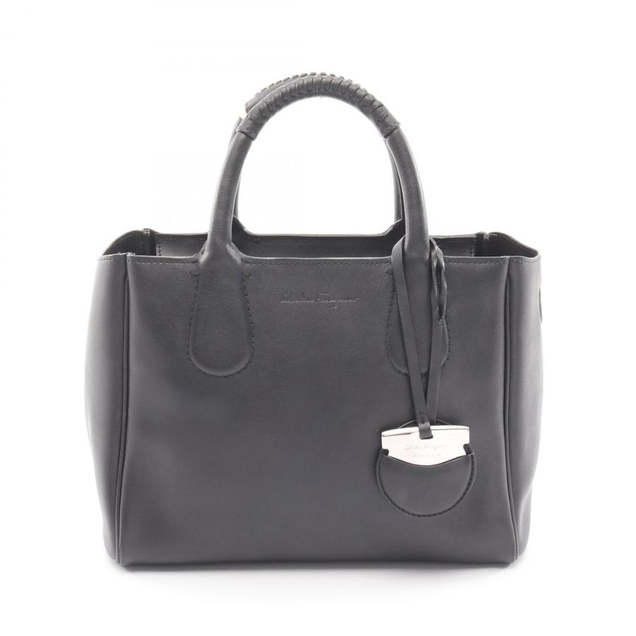 サルヴァトーレフェラガモ Salvatore Ferragamo ノリータ ハンドバッグ
