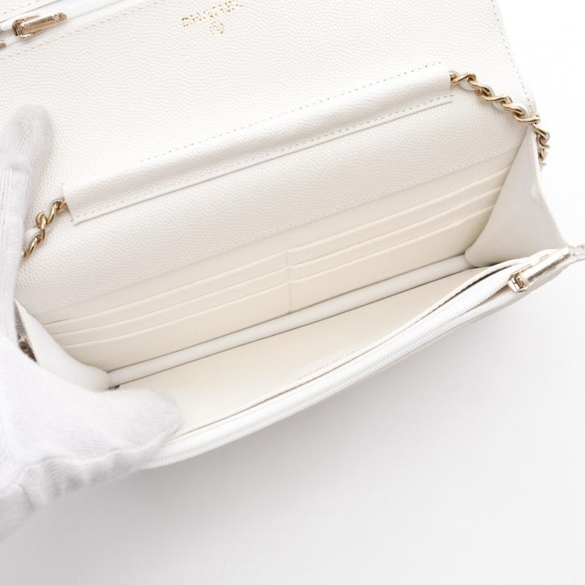 CHANEL シャネル マトラッセ チェーンウォレット キャビアスキン CHANEL シャネル マトラッセ チェーンウォレット キャビアスキン