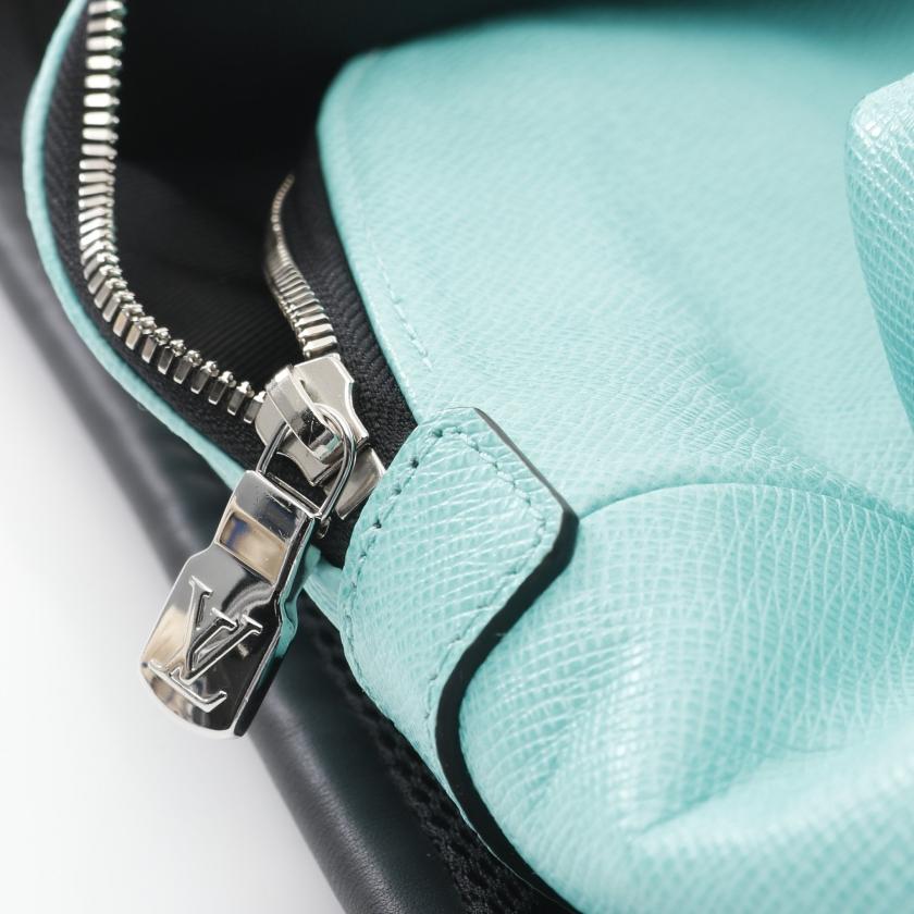 【入手困難】LOUIS VUITTONタイガラマバックパック-エメラルドグリーン 入手困難】LOUIS VUITTONタイガラマバックパック-エメラルドグリーン