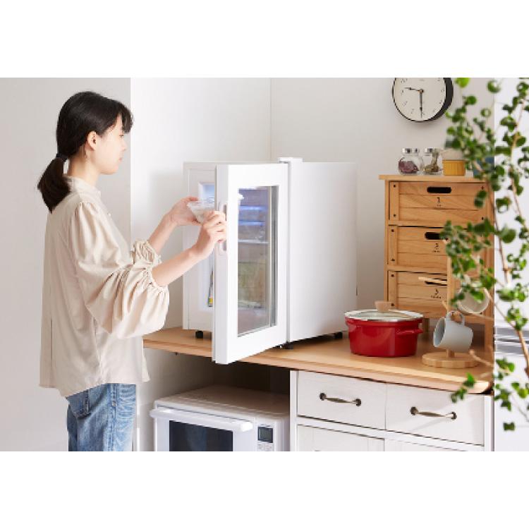 ディスプレイ冷蔵庫 68L simplus ショーケース仕様 SP-68DSL 冷蔵庫 店舗 業務用 家庭用 ガラス サブ レビューで置き型脱臭剤 【メーカー保証1年】の画像