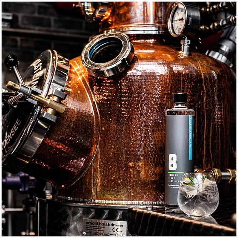 ナンバーエイト8 GIN 750ml ラッピング済みギフト 代引不可 : リコメン