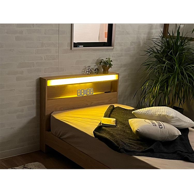 リアル店舗 ベッドフレーム 単品 セミダブル 隠しライト付き 照明 おしゃれ LED コンセント付き すのこベッド ロータイプ 北欧 シングルベッド 代引不可