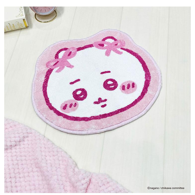 インテリアマット ちいかわ リボン ハチワレ うさぎ モモンガ 43×63cm