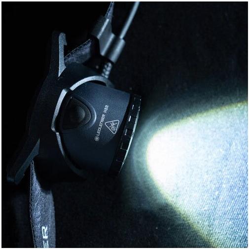 LEDヘッドライト レッドレンザー H8R 充電式 25周年モデル 釣り